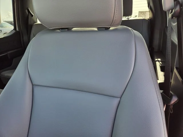 New 2026 Oxford White Ford XL image 33