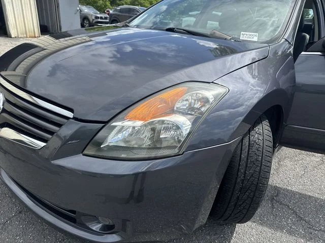 Used 2009 Gray Nissan 2.5 SL image 29