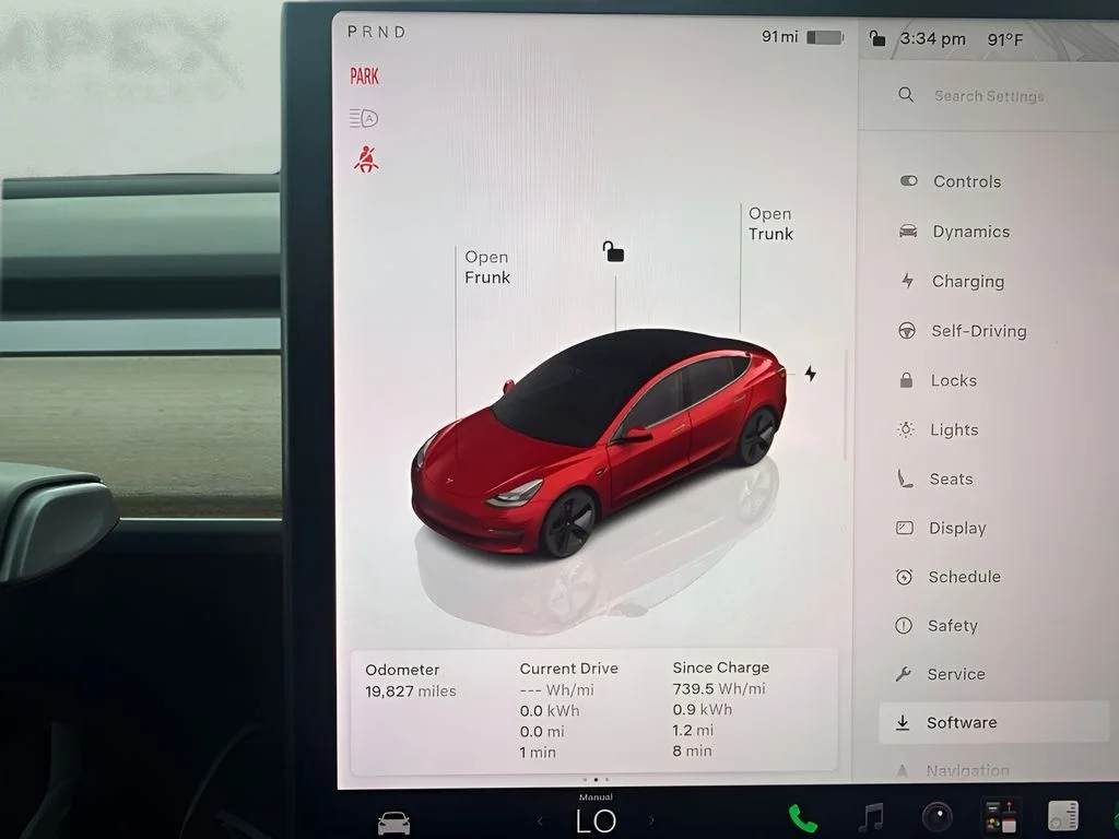 Used 2022 Red Tesla Long Range image 14