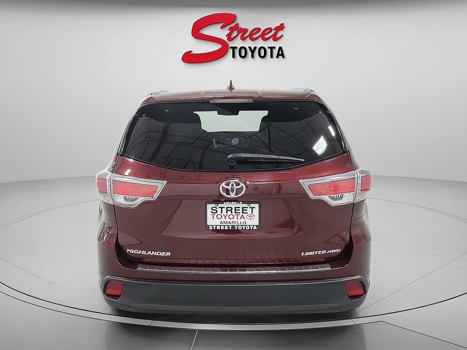 Used 2016 Red Toyota Limited image 3