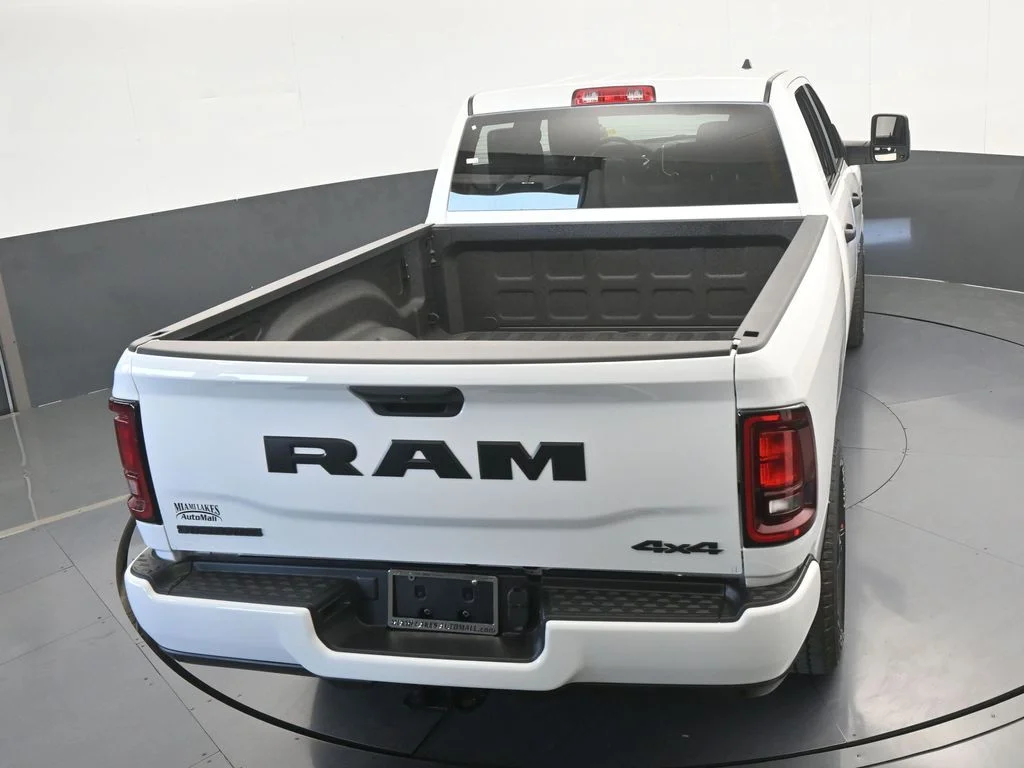 New 2026 Bright White Clear-Coat Exterior Paint RAM Big Horn image 46