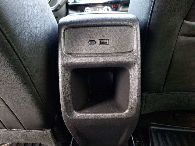 Used 2025 Yellow Chevrolet 2RS image 31