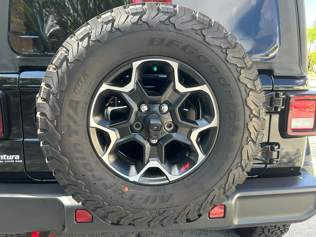 Used 2023 Black Jeep Rubicon image 37