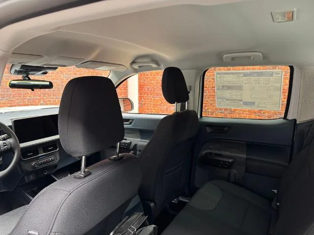 New 2026 Oxford White Ford XL image 25