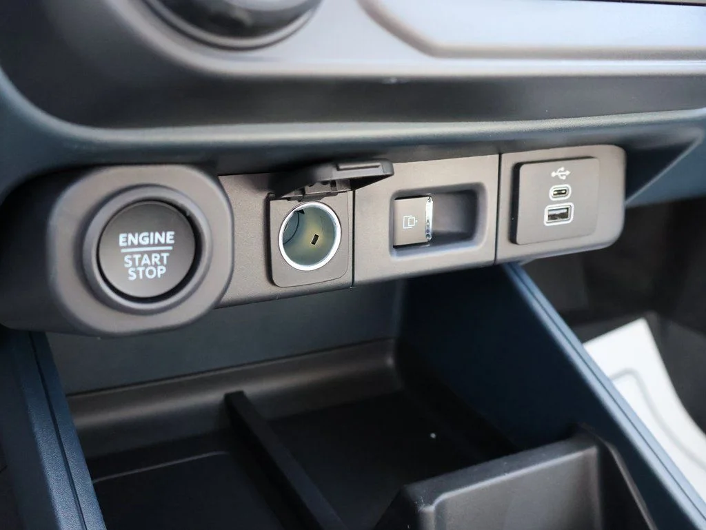 New 2026 Oxford White Ford Tremor® image 38