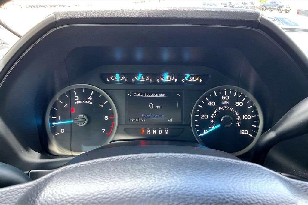 Used 2020 Red Ford XLT image 12