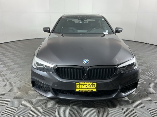 2018 Bmw 540i Sedan photo 2