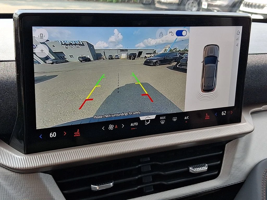 2026 Ford Explorer Active - Photo 19