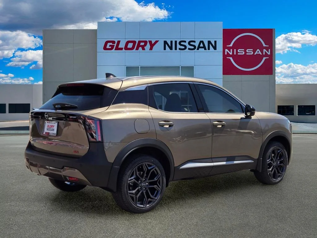 New 2026 Canyon Bronze Metallic Nissan SR image 3