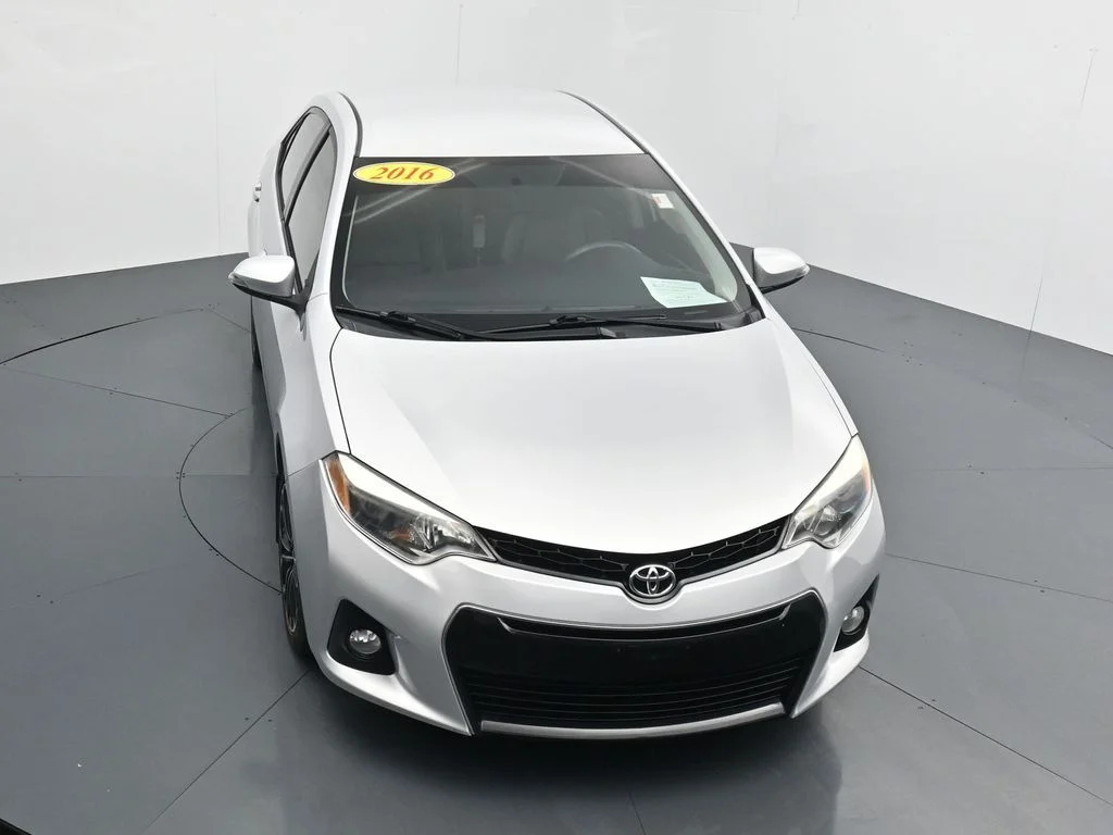 Used 2016  Toyota S Plus image 21