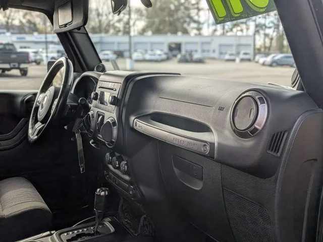 Used 2011 Green Jeep Unlimited Sport image 36