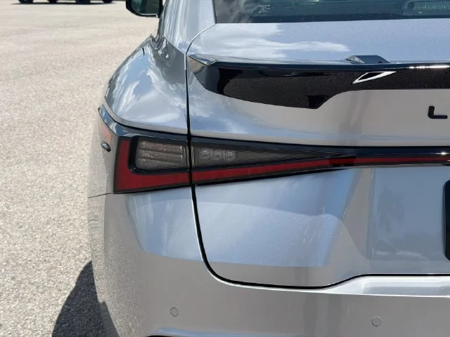 New 2026 Iridium Lexus F SPORT image 10