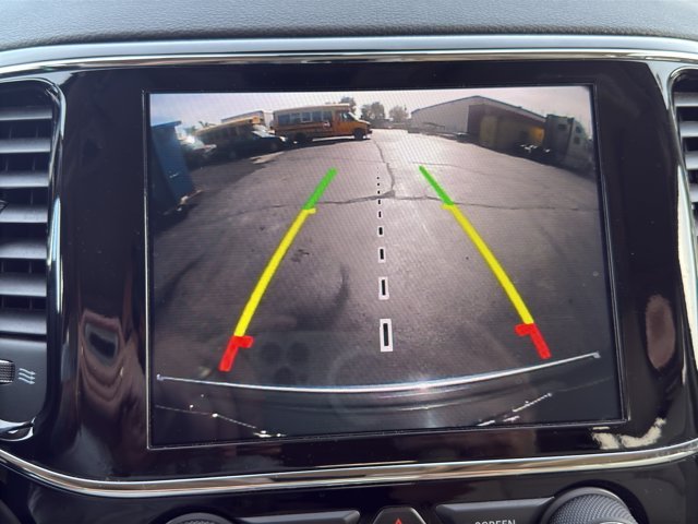 Used 2019 Diamond Black Crystal Pearlcoat Jeep Limited image 17