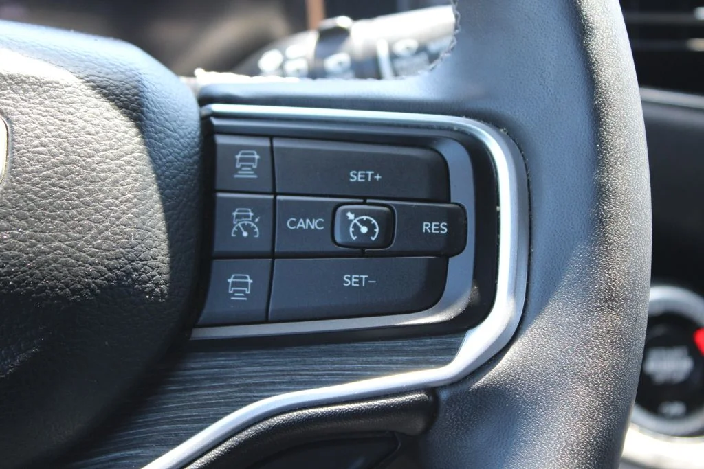 Used 2024 Black Jeep Series II image 28