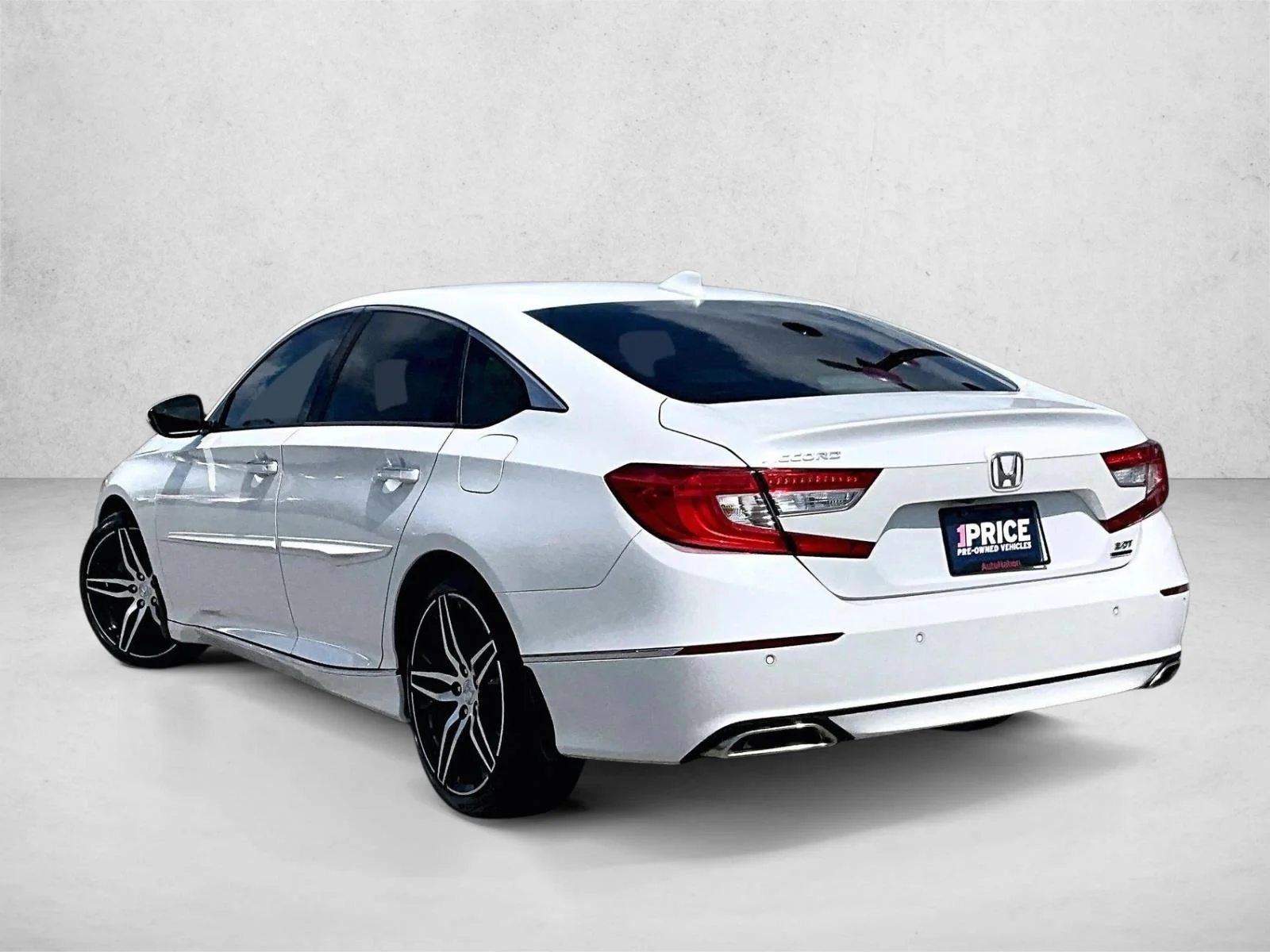 Used 2021 Platinum White Pearl Honda Touring image 12