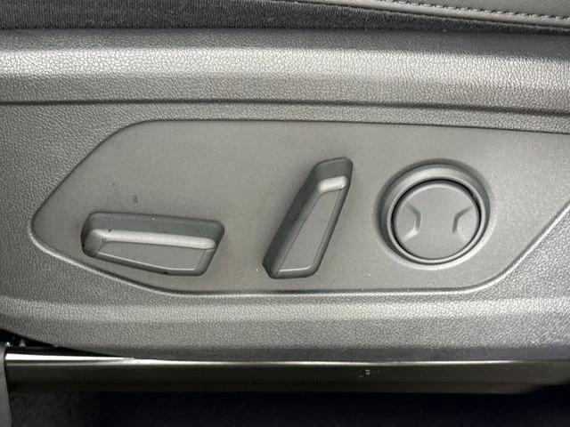 New 2026 Ivory Silver Kia S image 12