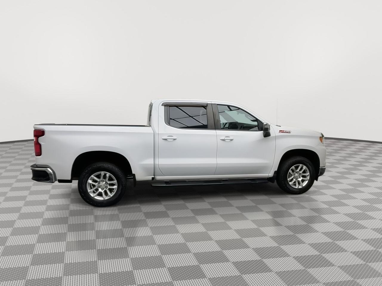 2022 Chevrolet Silverado 1500 LT - Photo 39