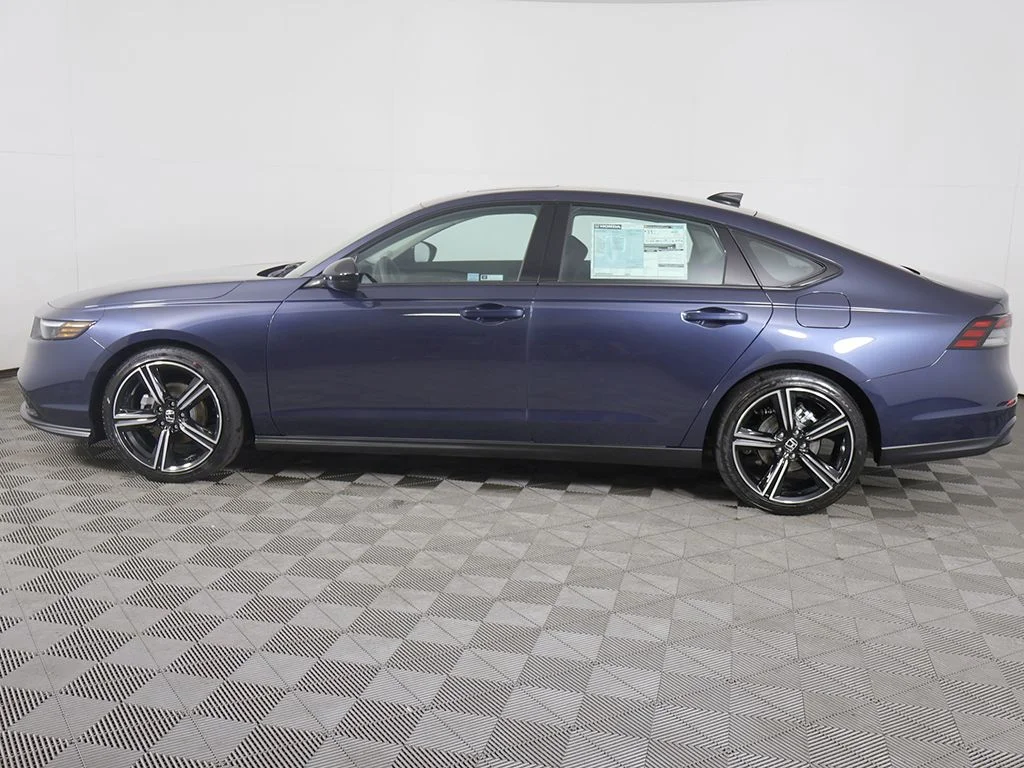 New 2026 Canyon River Blue Metallic Honda SE image 9