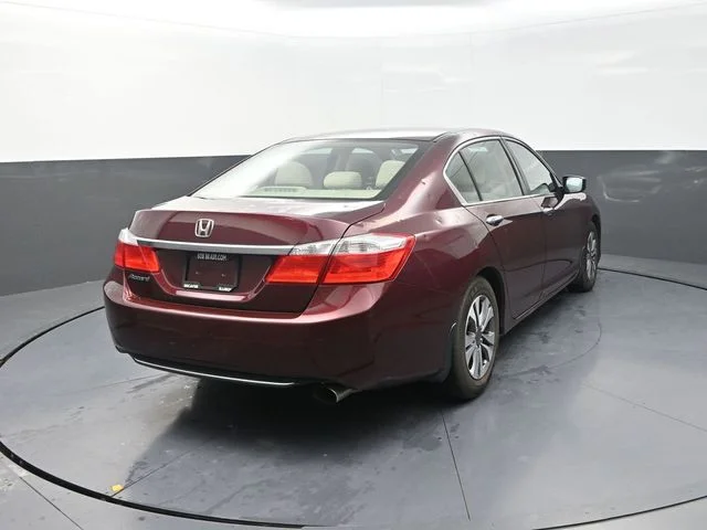 Used 2013  Honda LX image 8