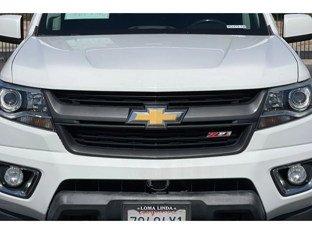 Used 2016 Summit White Chevrolet 4WD Z71 image 13