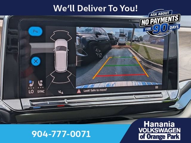 Used 2026  Volkswagen 2.0T SE w/Technology image 25