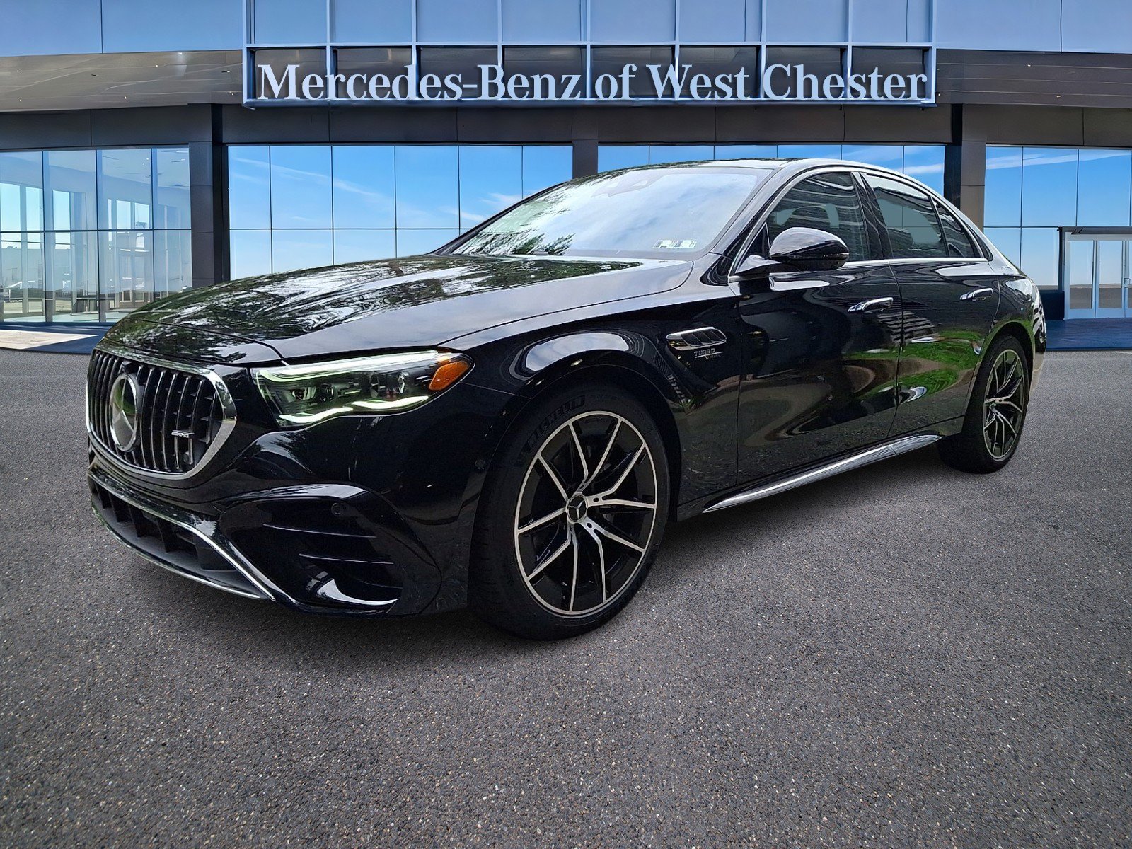 2027 Mercedes-Benz AMG® E 53 Hybrid Sedan AWD 4MATIC® photo 24