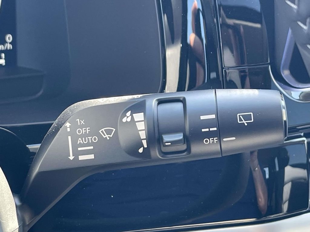 New 2026 Everest White Pearl TriCoat Nissan Platinum image 26