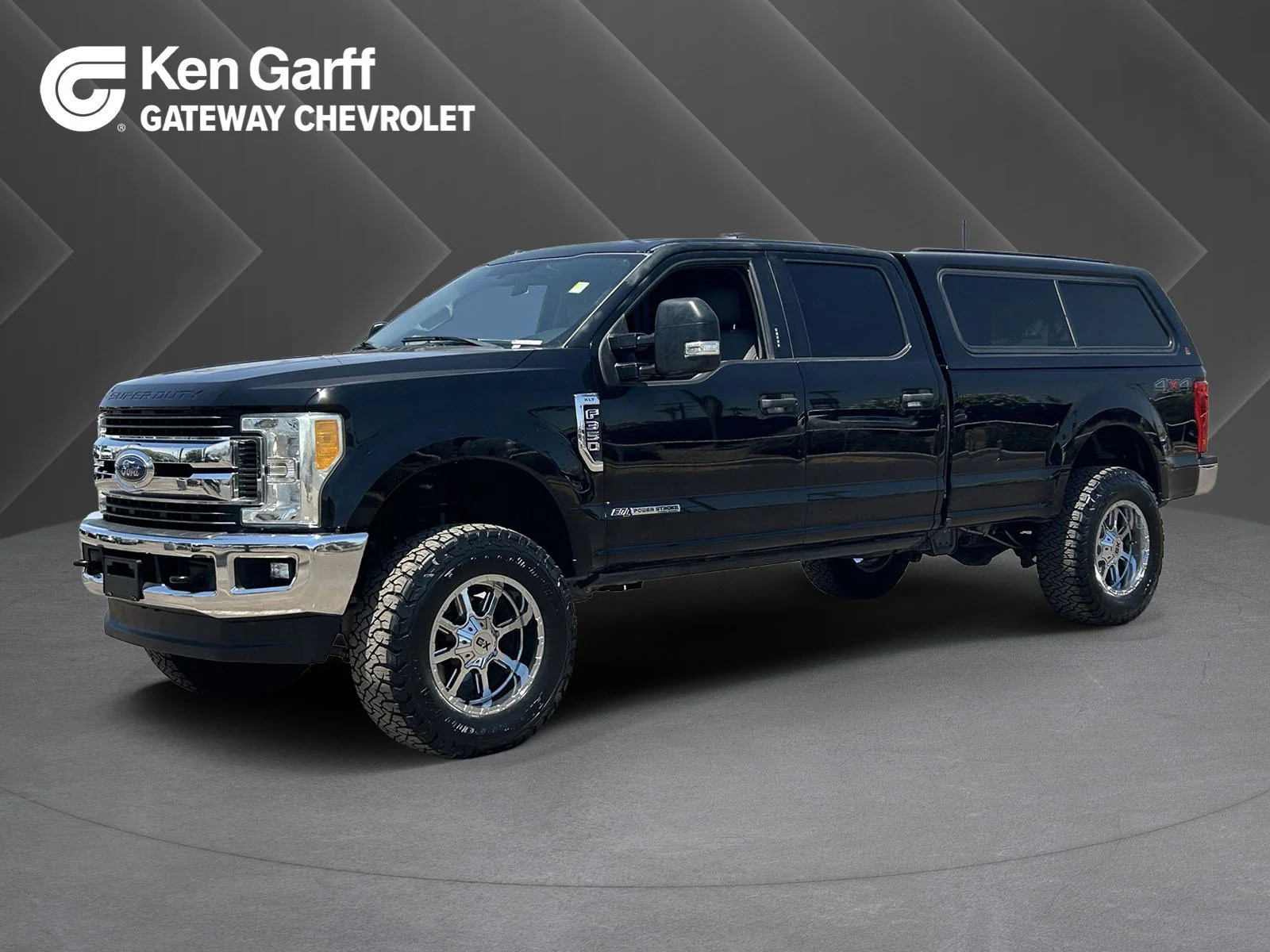 2017 Ford F-350 XLT 4x4 Crew Cab 6-1/2' Box SRW's photo