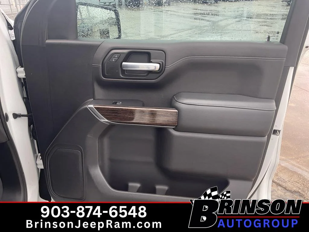 Used 2021 Summit White GMC Elevation image 21