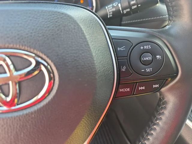 Used 2023 Red Toyota XLE Premium image 19