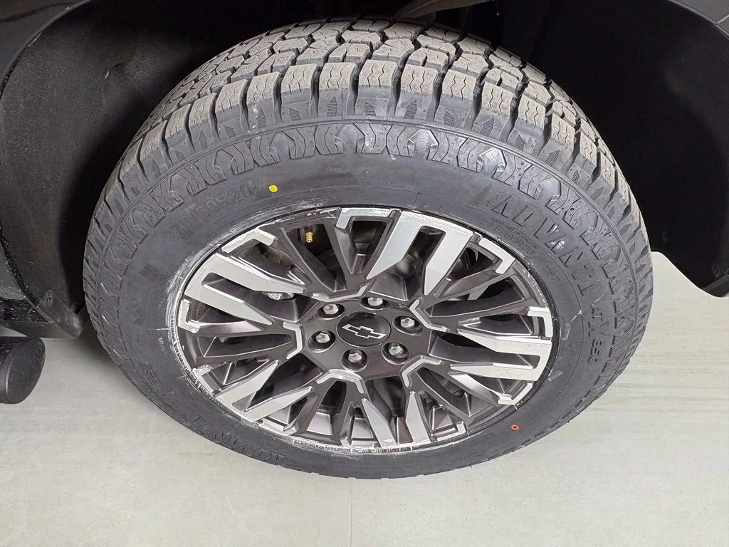 Certified Used 2025 Black Chevrolet Z71 image 12