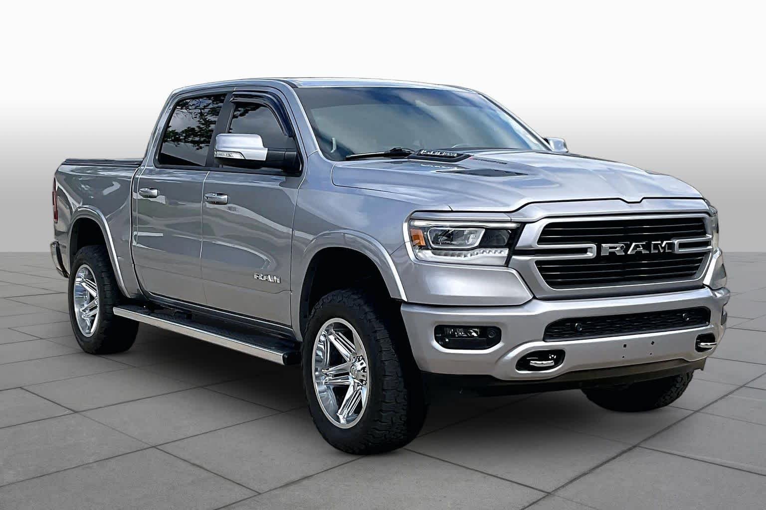 Used 2022 Billet Silver Metallic Clearcoat Ram Laramie image 3