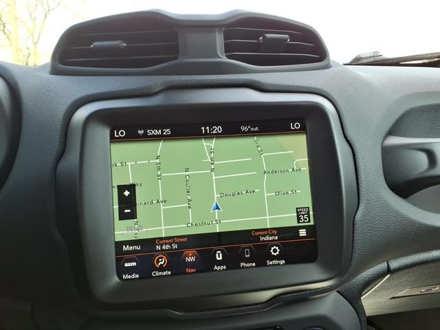 Used 2023 White Jeep Latitude image 23