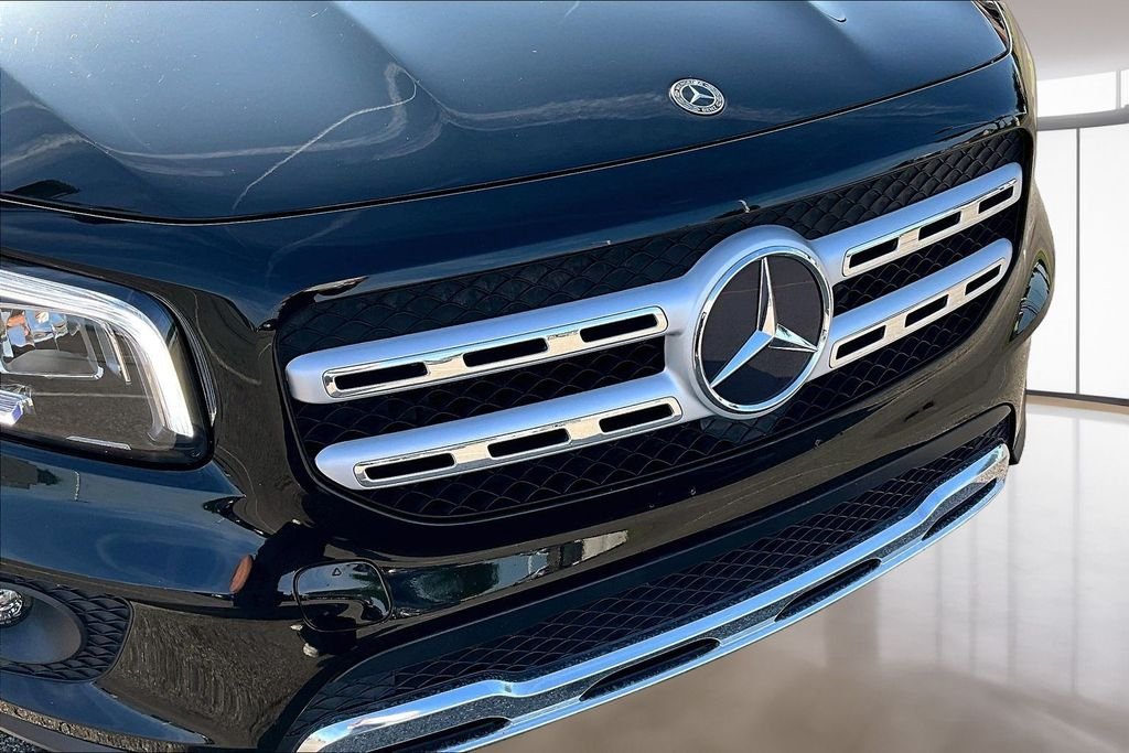 Used 2021 Black Mercedes-Benz GLB 250 image 30