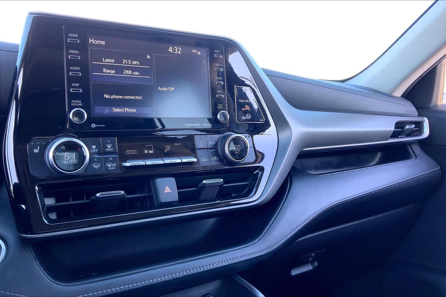 Used 2021 Midnight Black Metallic Toyota XLE image 35
