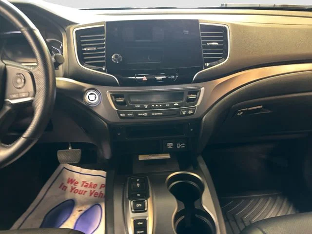 Used 2023  Honda EX-L image 12