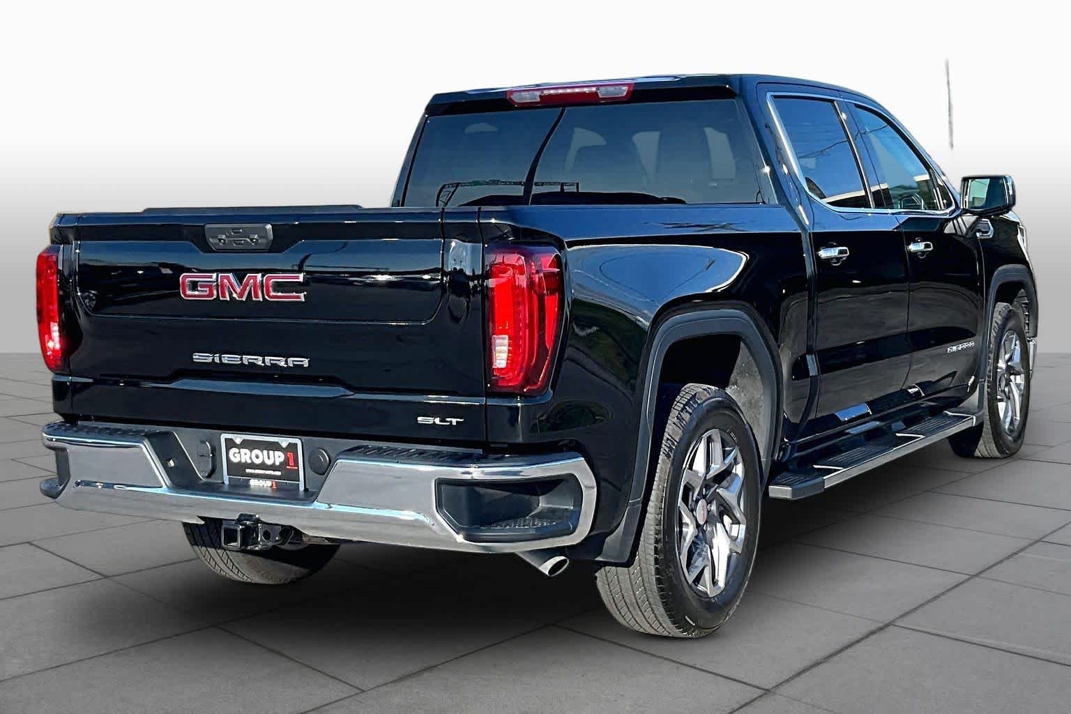 Used 2026 Onyx Black GMC SLT image 13