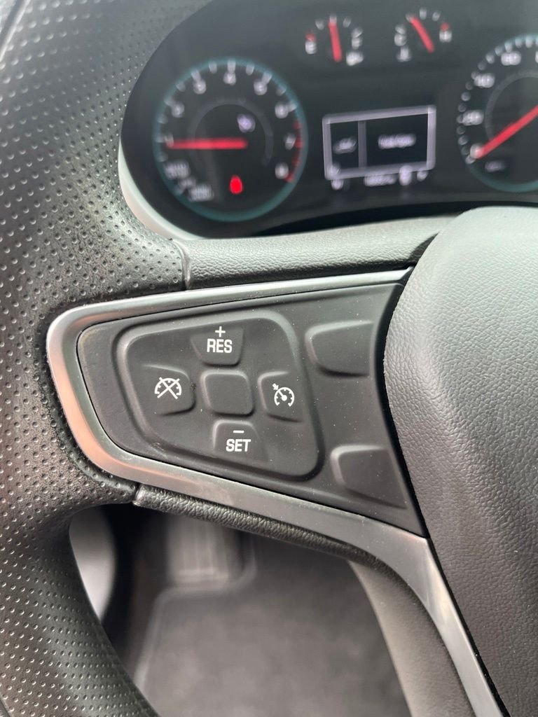 Used 2022 Gray Chevrolet LS image 27
