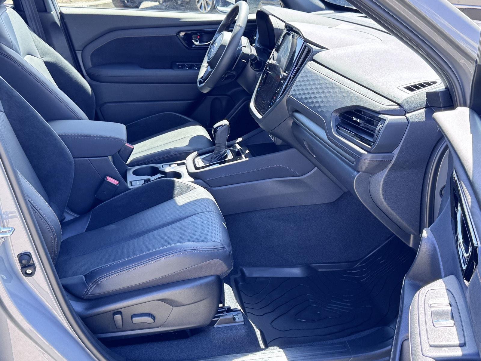 2025 Subaru Forester Touring - Photo 18
