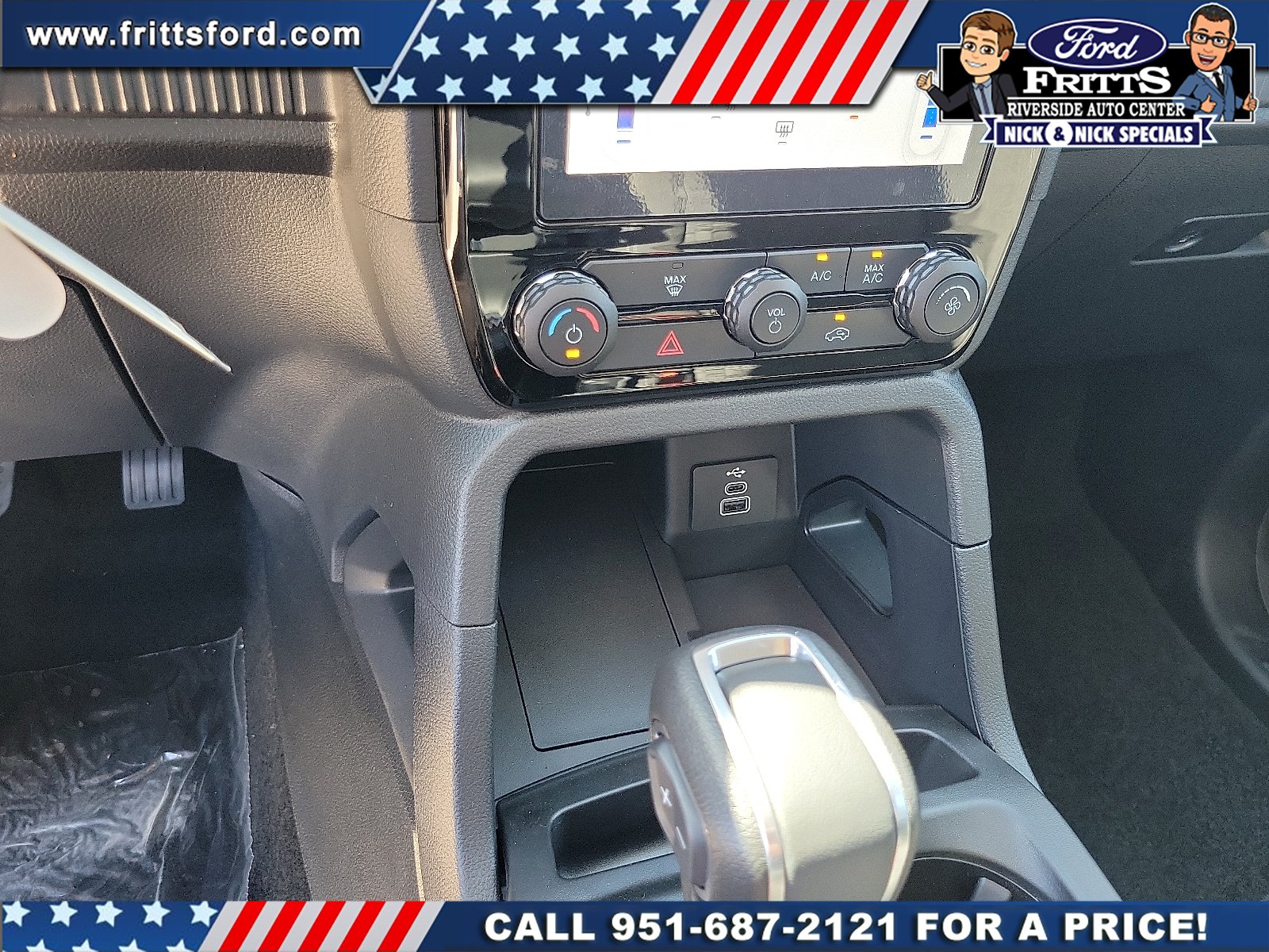 New 2026 Carbonized Gray Metallic Ford XLT image 10