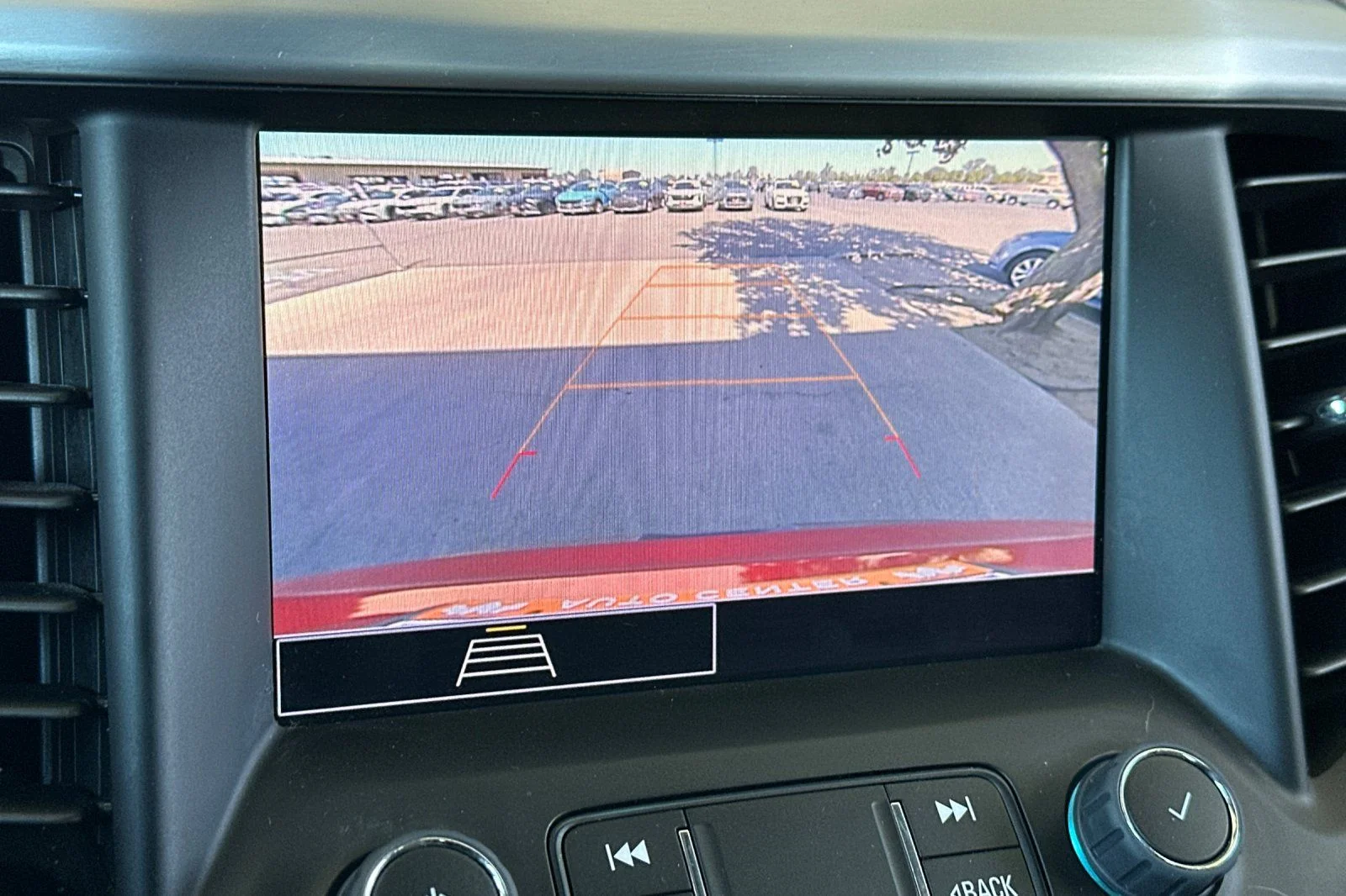 Used 2022 Red GMC SLE image 20