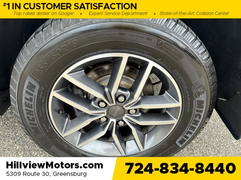 Certified Used 2020 Billet Silver Metallic Jeep Laredo E image 13