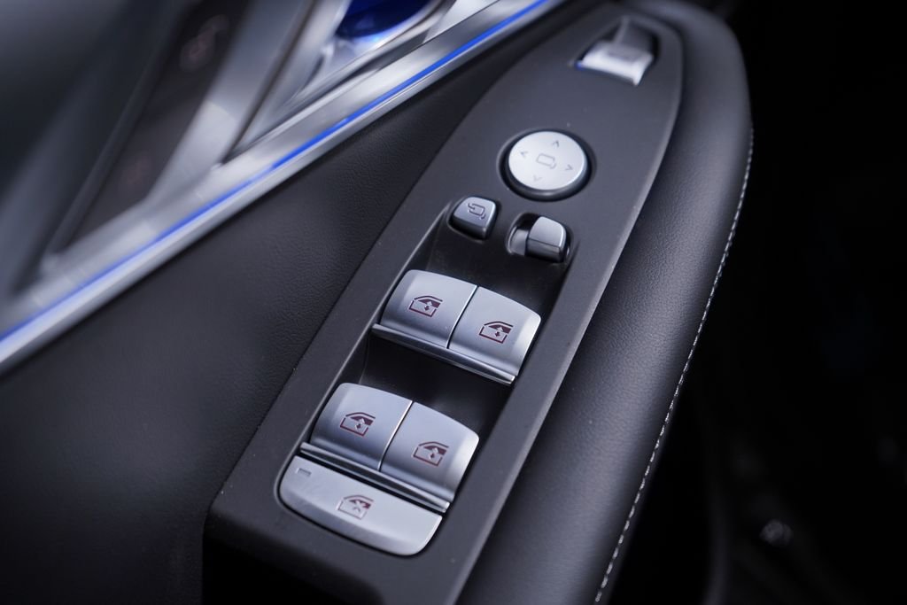 New 2026 Gray Metallic BMW Label image 18