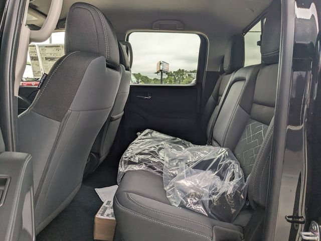 2025 Nissan Frontier SV - Photo 10