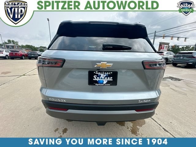 New 2027 Sterling Gray Metallic Chevrolet LT image 33
