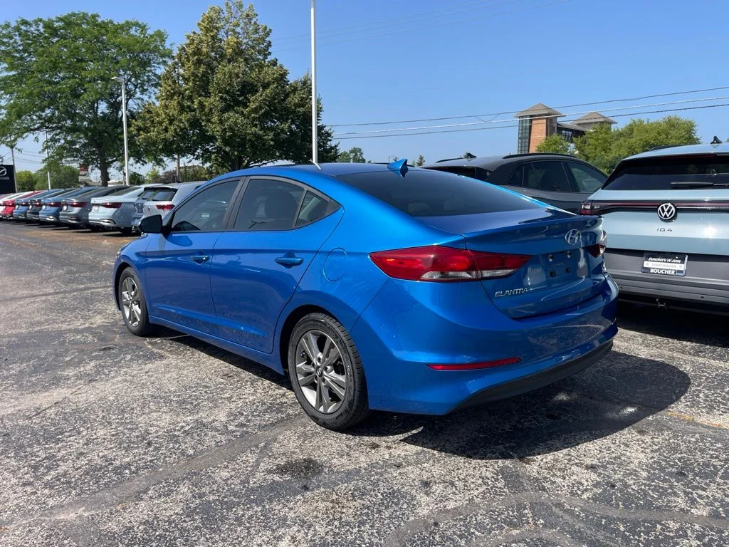 Used 2017 Hyundai Elantra SE with VIN 5NPD84LF5HH051798 for sale in Racine, WI