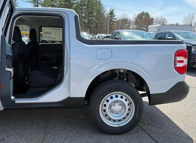 New 2026 Space White Metallic Ford XL image 29