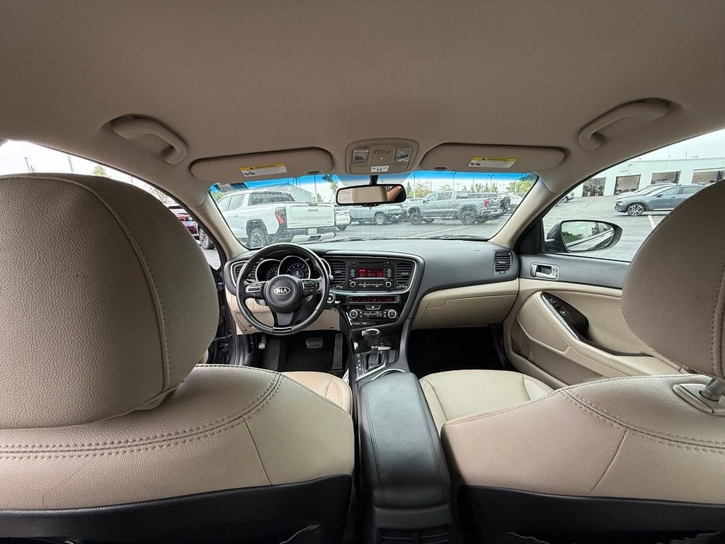 Used 2015 Gray Kia EX image 24