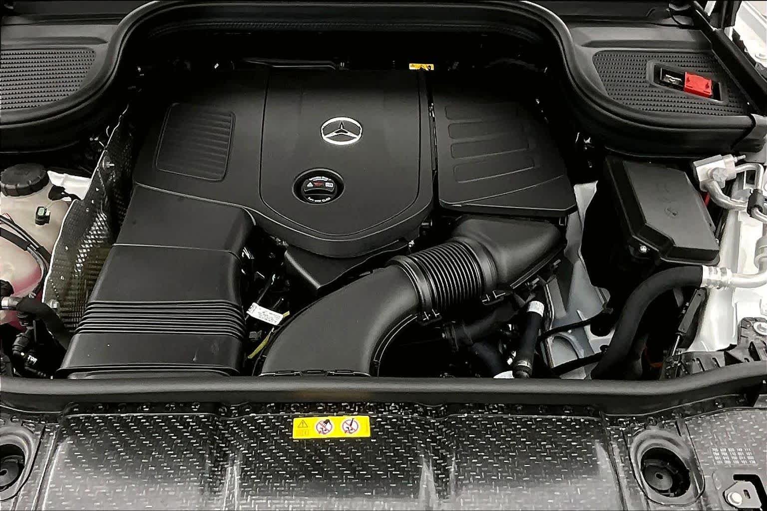 New 2026 Polar White Mercedes-Benz GLE 350 image 9