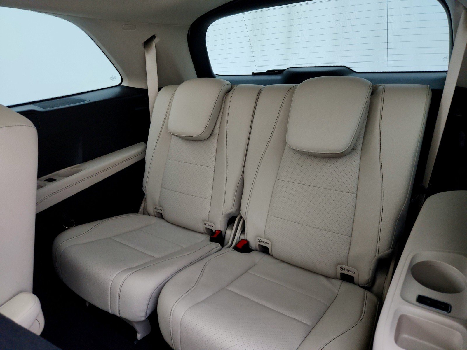 Certified Used 2023 Polar White Mercedes-Benz GLS 450 image 28